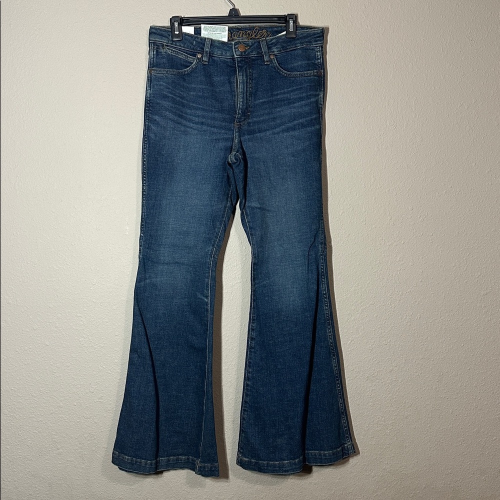 Wrangler Blue Flared Jeans NWT
